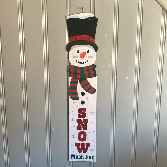 NWT- 48” Glittered LET IT SNOW Snowman Wooden Leaner or Hanger Decoration Sign - Picture 3 of 17